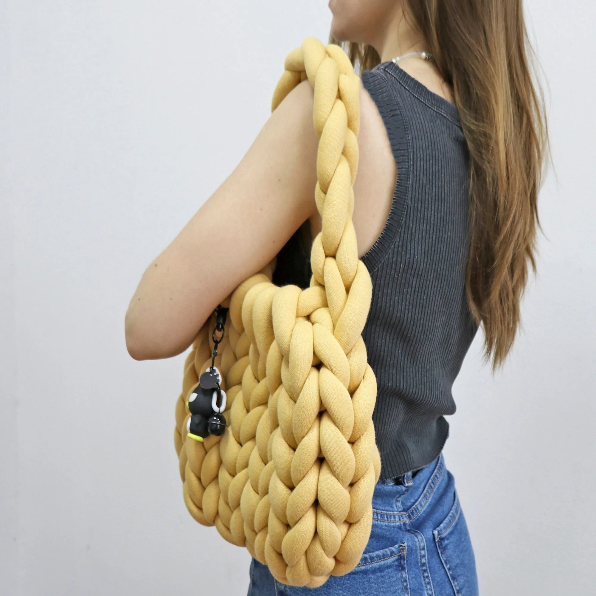 Knitting 10 Minutes Purse pattern, US standard terms, Skill level beginner