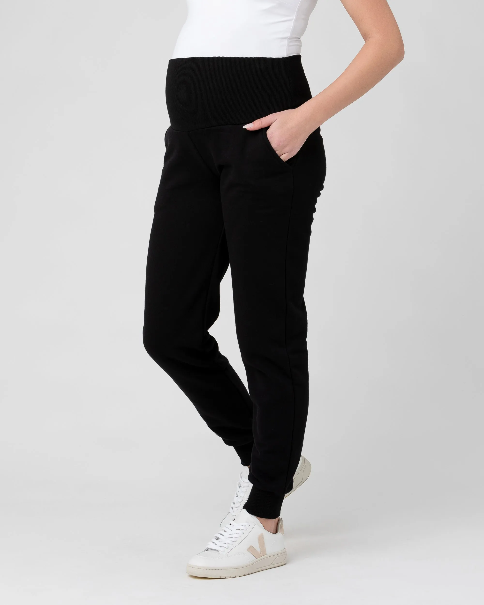 Taylor Overbump Jogger