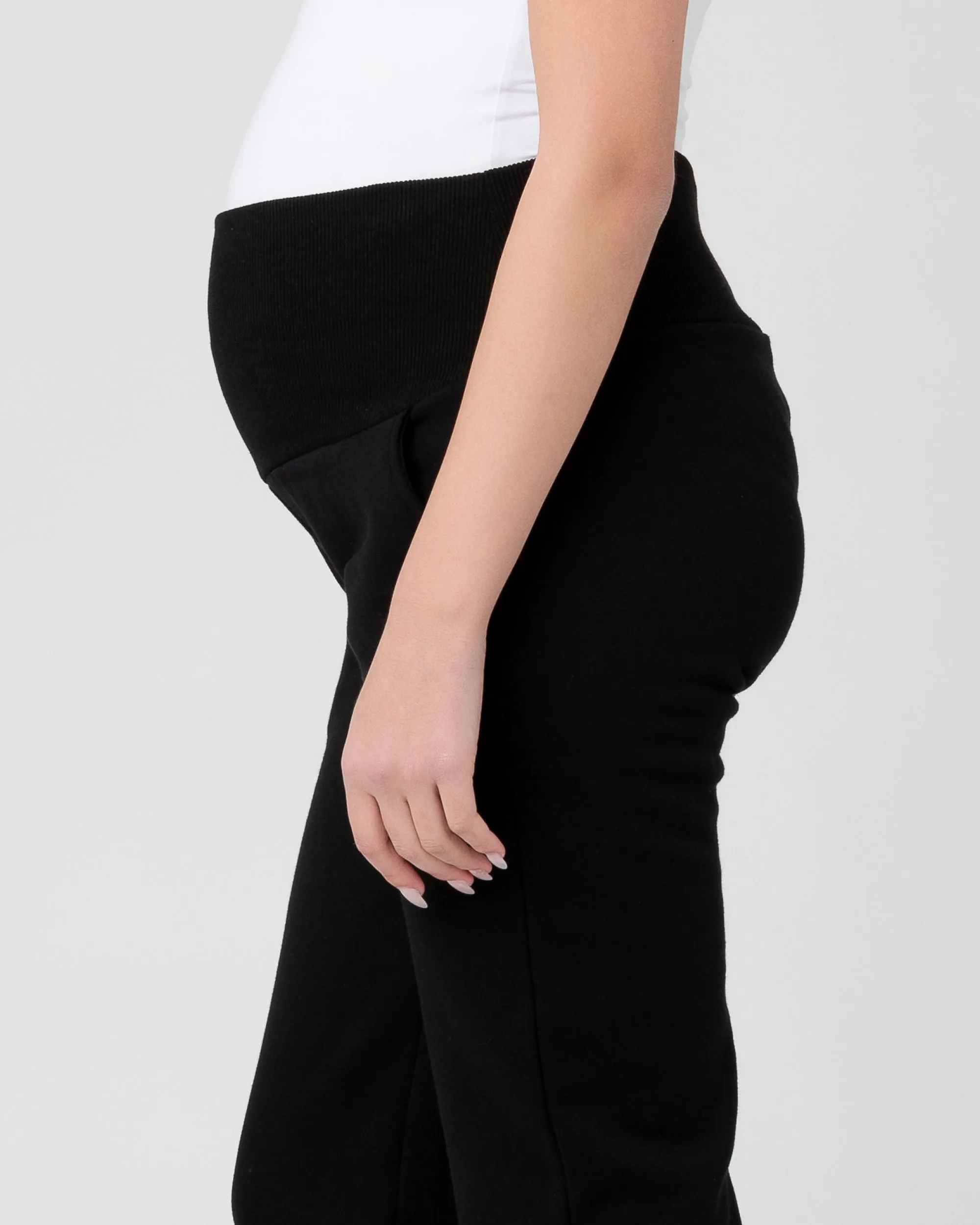 Taylor Overbump Jogger
