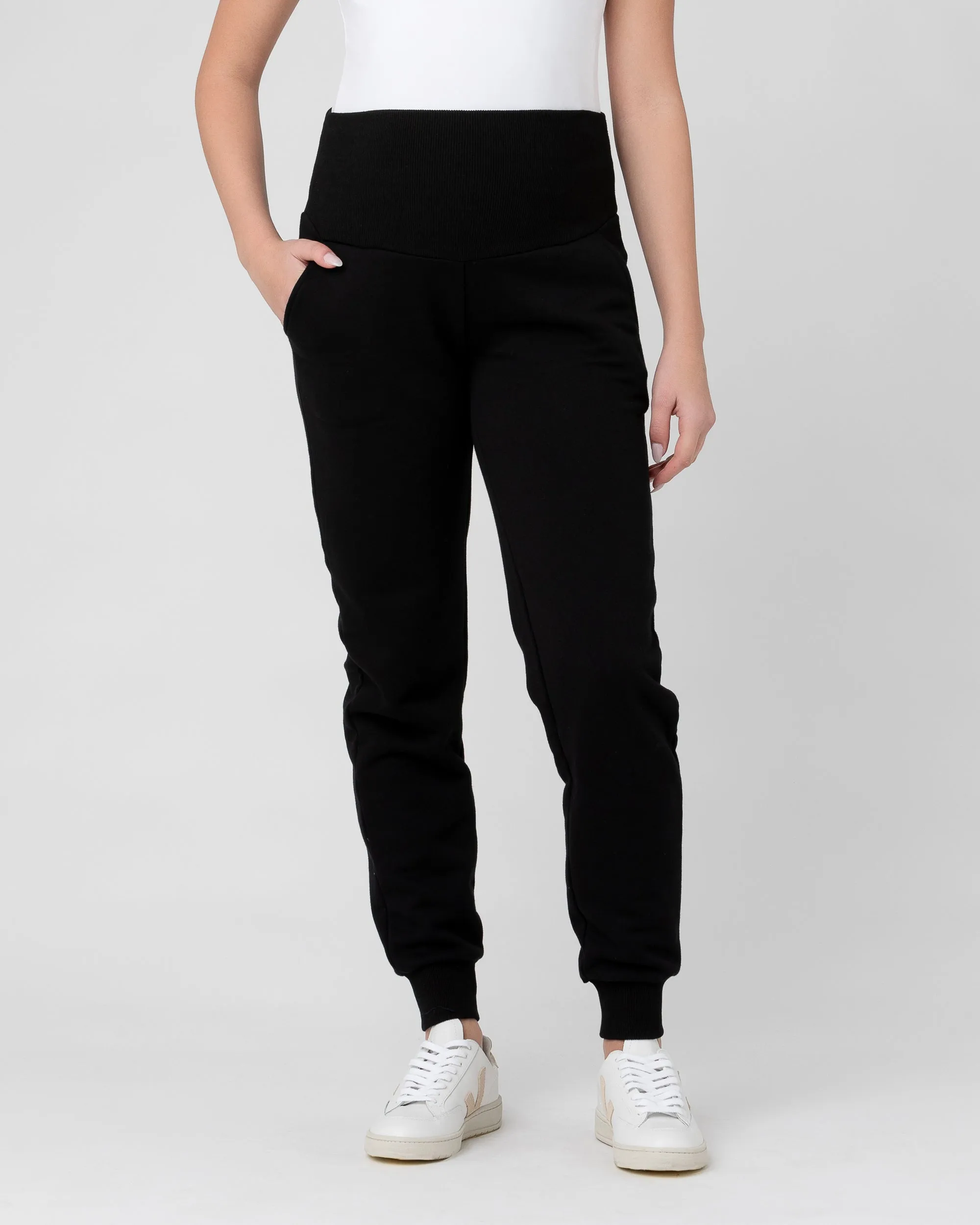 Taylor Overbump Jogger